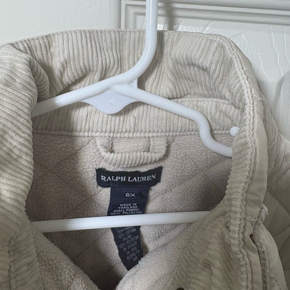 Ralph Lauren Cream Puffer Jacket with Diamond Quilting - Picture 4 of 11